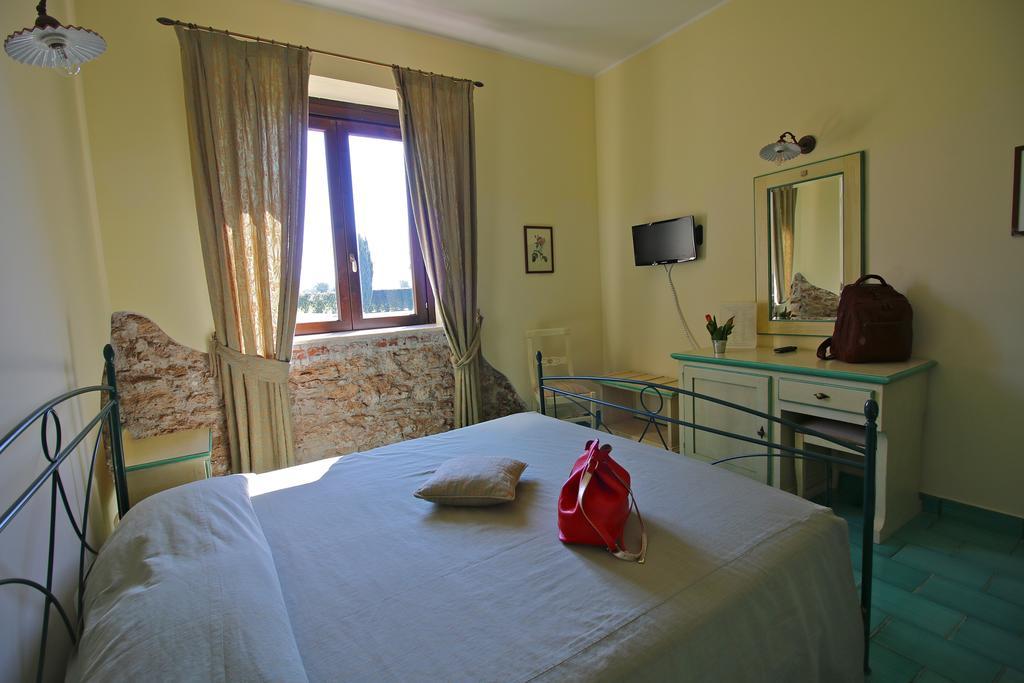 Double Room,381701248:JPEG